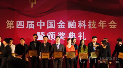 Ӣ��Ӎ�Ƽ��ڱ����C�����ϲ�@����(y��u)���Q����������